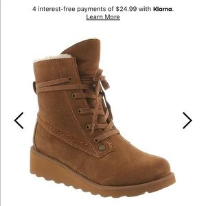 BearPaw Krista Hickory Boots -GREAT CONDITION-size 8. Wedge, platform, lace up